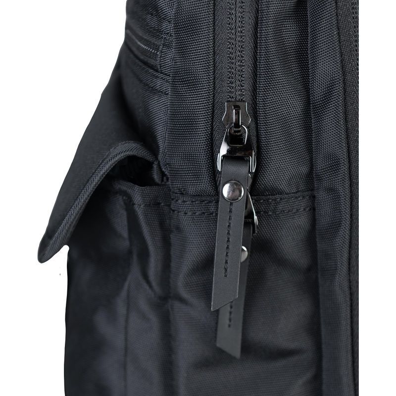 Сумка-слінг 8L Discovery Icon D00720-06